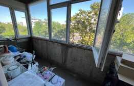 Apartament 3 camere, 60 mp, zona Ștefan cel Mare