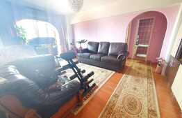 Apartament de 3 camere, 65 mp,  zona Titan