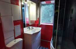 Apartament de 2 camere semidecomandat, zonă liniștită, Eroilor