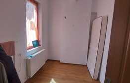Apartament de 2 camere, curte, zona Grădina Icoanei - Dacia