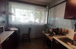 Apartament 4 camere, 71 mp, în zona Vatra Luminoasă