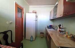 Apartament 3 camere, decomandat, garaj, 76 mp, ultracentral, zona Magheru