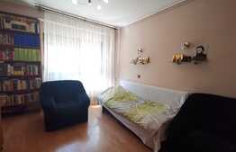 Apartament 3 camere, decomandat, garaj, 76 mp, ultracentral, zona Magheru