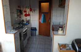 Apartament 3 camere, 60 mp, decomandat, zona Titan