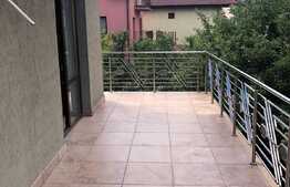 Casa 4 camere in Popesti - Leordeni, cu piscina incalzita si suprafata teren 560 mp