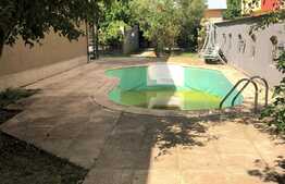 Casa 4 camere in Popesti - Leordeni, cu piscina incalzita si suprafata teren 560 mp