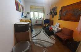 Apartament 3 camere, 63 mp, centrala proprie, zona Piața Miniș