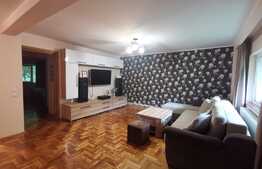 Apartament de 3 camere, 80 mp, zona Decebal