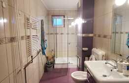 Apartament de 3 camere semidecomandat, 66mp, zona mall Plaza România