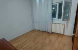 De vânzare apartament 3 camere, an de constructie 1980, 67 mp