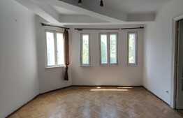 Apartament in vila, 3 camere decomandat, zona Cotroceni