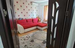 Apartament decomandat, 2 camere, curte comuna, zona Parcul Carol