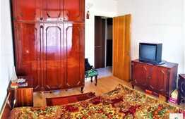 Apartament de 3 camere, Titan