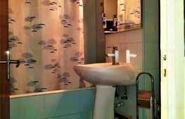 Apartament de 3 camere, Titan