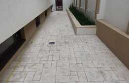 Apartament 3 camere, parter inalt, Bucurestii Noi-Damaroaia, decomandat!