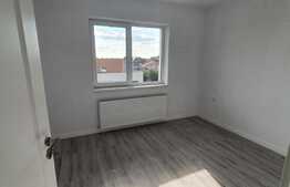 Apartament 2 camere, parcare, foarte spatios, vedere spre padure si lac!