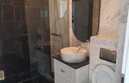 Apartament 2 camere, parcare, foarte spatios, vedere spre padure si lac!