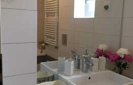 Apartament cochet de 2 camere, decomandat, zona Decebal