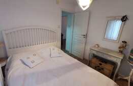 Apartament cochet de 2 camere, decomandat, zona Decebal