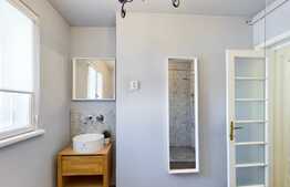 De vânzare apartament elegant de 4 camere in imobil renovat, zona Mihai Eminescu