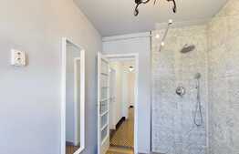 De vânzare apartament elegant de 4 camere in imobil renovat, zona Mihai Eminescu