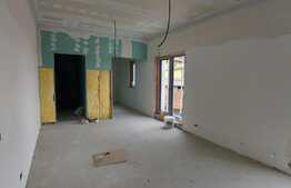 Garsoniera dubla, optional parcare subterana, 40 mp utili, zona Pod Constanta