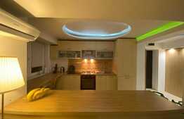 Apartament de 2 camere, decomandat, cochet, 13 Septembrie