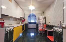 Apartament de 3 camere decomandat și loc de parcare, 68 mp, zona Crângași