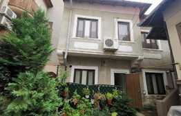 Casă de vanzare, 77.5 mp utili, 4 camere, Piața Victoriei - Guvern