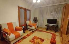 Apartament de 3 camere, 70 mp, decomandat, Valea Ialomitei