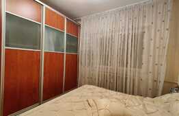 Apartament de 3 camere, 70 mp, decomandat, Valea Ialomitei