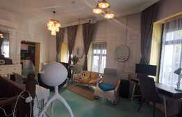 Apartament de 3 camere, 81 mp, in zona Ultracentrala!