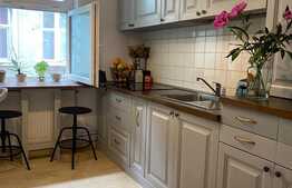 De vânzare apartament 3 camere, foarte aproape de Sheraton Hotel, 105 mp 