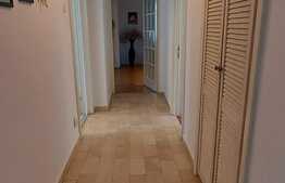 De vânzare apartament 3 camere, foarte aproape de Sheraton Hotel, 105 mp 