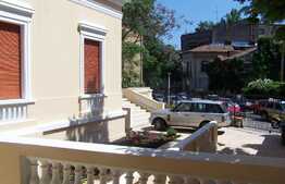 Proprietate SUPERBA, 1000 mp teren, 850 mp utili, Ultracentral, ideal INVESTITIE!