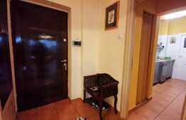 Apartament spatios de 2 camere, 77 mp, plus loc de parcare în zona Stefan cel Mare