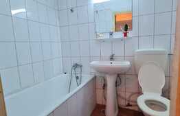 Apartament de 2 camere, 50 mp, decomandat, zona Valea Ialomitei