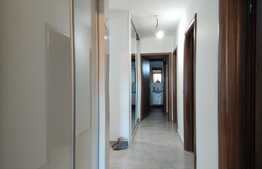 Apartament de 3 camere, 76 mp utili, curte,  Berceni