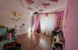 Apartament de 4 camere, 84 mp, zona Vitan 