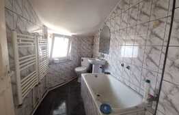 Apartament 5 camere in vila, 130 mp, în zona Eminescu