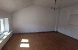 Apartament 5 camere in vila, 130 mp, în zona Eminescu