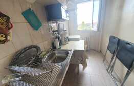 Apartament 2 camere, decomandat, metrou 1 Decembrie