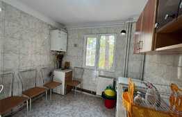 Apartament 4 camere, centrală proprie, 5 minute de metrou Titan