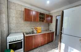 Apartament 4 camere, centrală proprie, 5 minute de metrou Titan