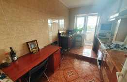 Apartament 3 camere,  66 mp totali, decomandat, zona Chisinău 