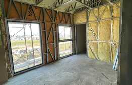 Vila premium de 125 mp utili si curte de 200 mp in Tunari