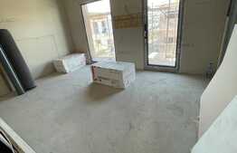 Vila premium de 125 mp utili si curte de 200 mp in Tunari