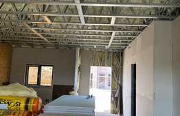 Vila premium de 125 mp utili si curte de 200 mp in Tunari