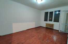 Apartament de 3 camere, 57 mp, izolat exterior, Titan