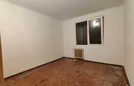 Apartament de 3 camere, 57 mp, izolat exterior, Titan